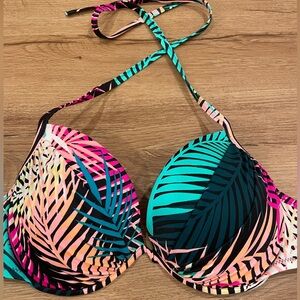NWT bikini top